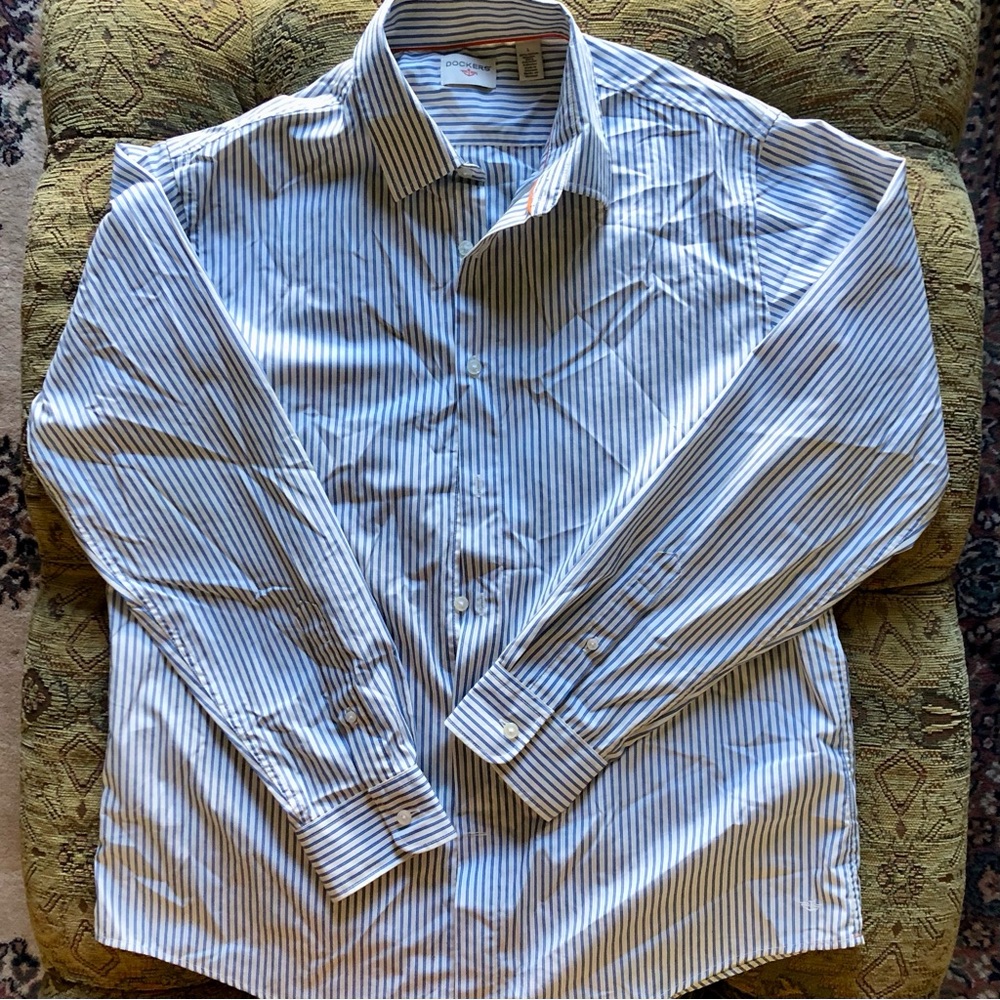 Dockers Button Down Dress Shirt Size L White Blue Pinstripe
